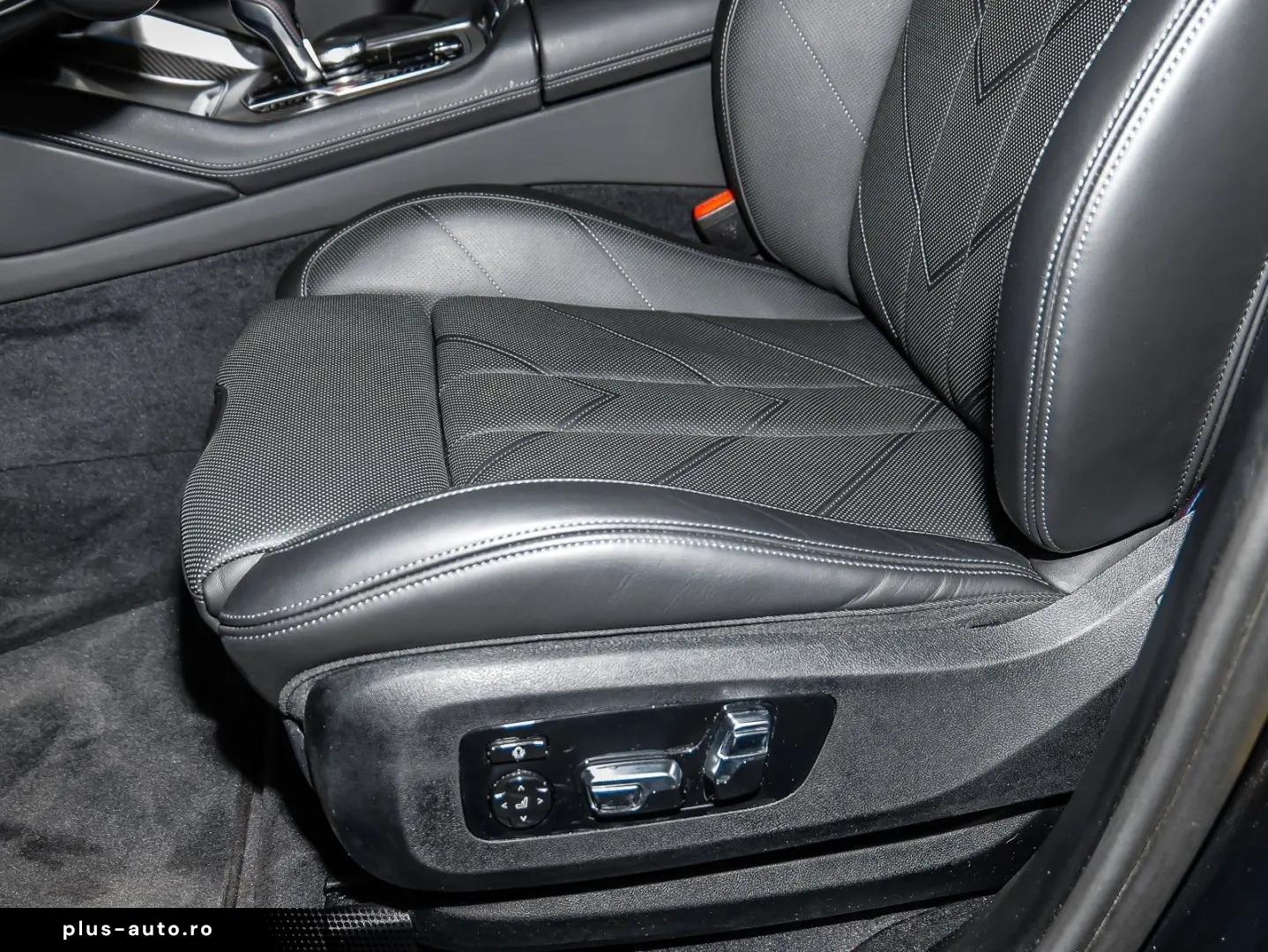 BMW XM 50e M Sport AHK 360 KAM RFK NAVI LED Laser