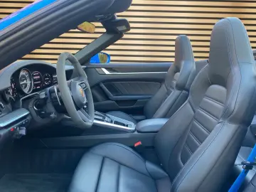 PORSCHE 911 Turbo MATRIX Sitzbel. APPROVED ACC