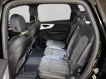 Audi Q7 S line 55 TFSI quattro LED PANO