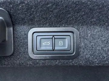 AUDI A6 Lim. 40 TDI quattro sport ACC AMBIENTE