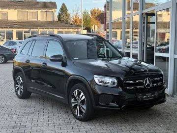 MERCEDES-BENZ GLB 200d 4Matic NIGHT LEDER NAVI PANO AHK