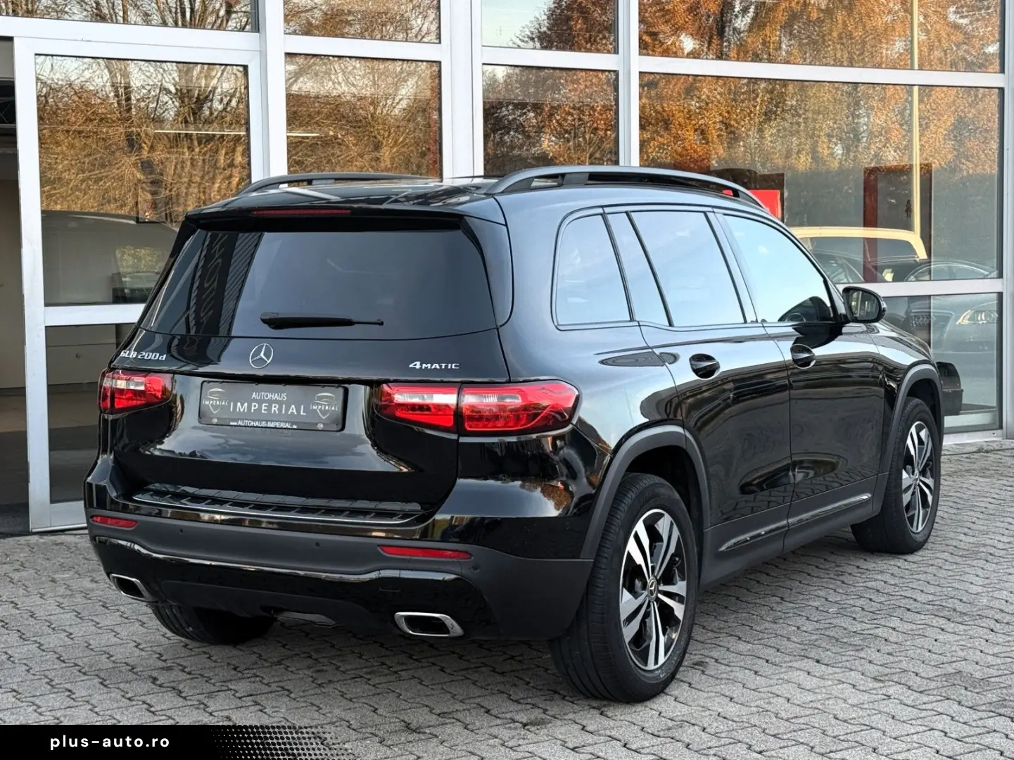 MERCEDES-BENZ GLB 200d 4Matic NIGHT LEDER NAVI PANO AHK