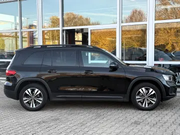 MERCEDES-BENZ GLB 200d 4Matic NIGHT LEDER NAVI PANO AHK