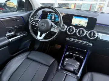 MERCEDES-BENZ GLB 200d 4Matic NIGHT LEDER NAVI PANO AHK