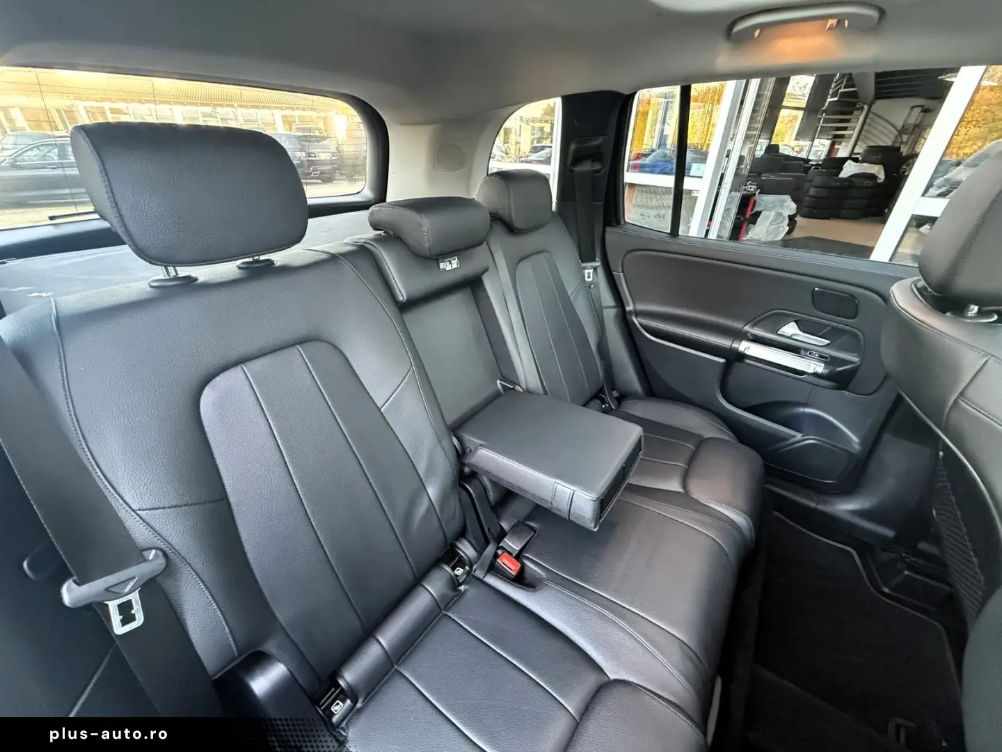 MERCEDES-BENZ GLB 200d 4Matic NIGHT LEDER NAVI PANO AHK