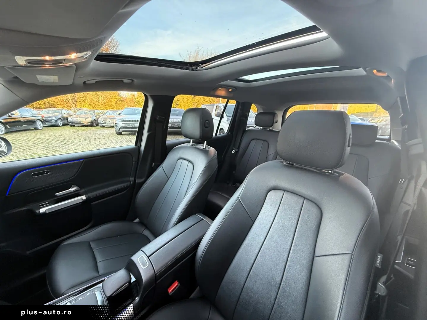 MERCEDES-BENZ GLB 200d 4Matic NIGHT LEDER NAVI PANO AHK