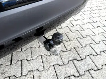 MERCEDES-BENZ GLB 200d 4Matic NIGHT LEDER NAVI PANO AHK