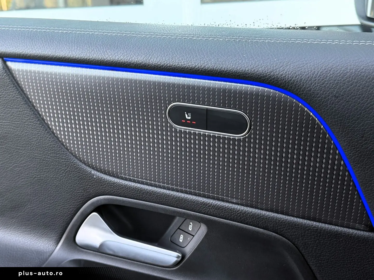 MERCEDES-BENZ GLB 200d 4Matic NIGHT LEDER NAVI PANO AHK