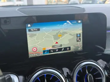 MERCEDES-BENZ GLB 200d 4Matic NIGHT LEDER NAVI PANO AHK