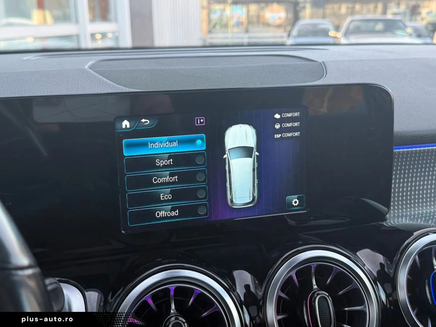 MERCEDES-BENZ GLB 200d 4Matic NIGHT LEDER NAVI PANO AHK