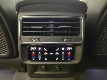 Audi Q7 50 TDI quattro tiptronic S line