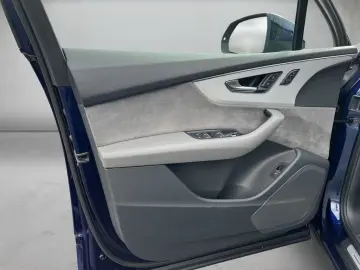 Audi Q7 S line 55 TFSI quattro tiptronic