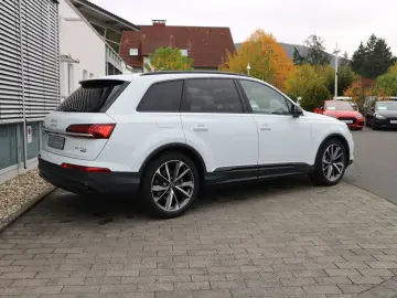 Audi Q7 55 TFSI e quattro MATRIX PANO