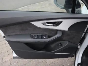 Audi Q7 55 TFSI e quattro MATRIX PANO