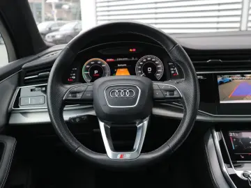 Audi Q7 55 TFSI e quattro MATRIX PANO