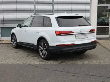 Audi Q7 55 TFSI e quattro MATRIX PANO