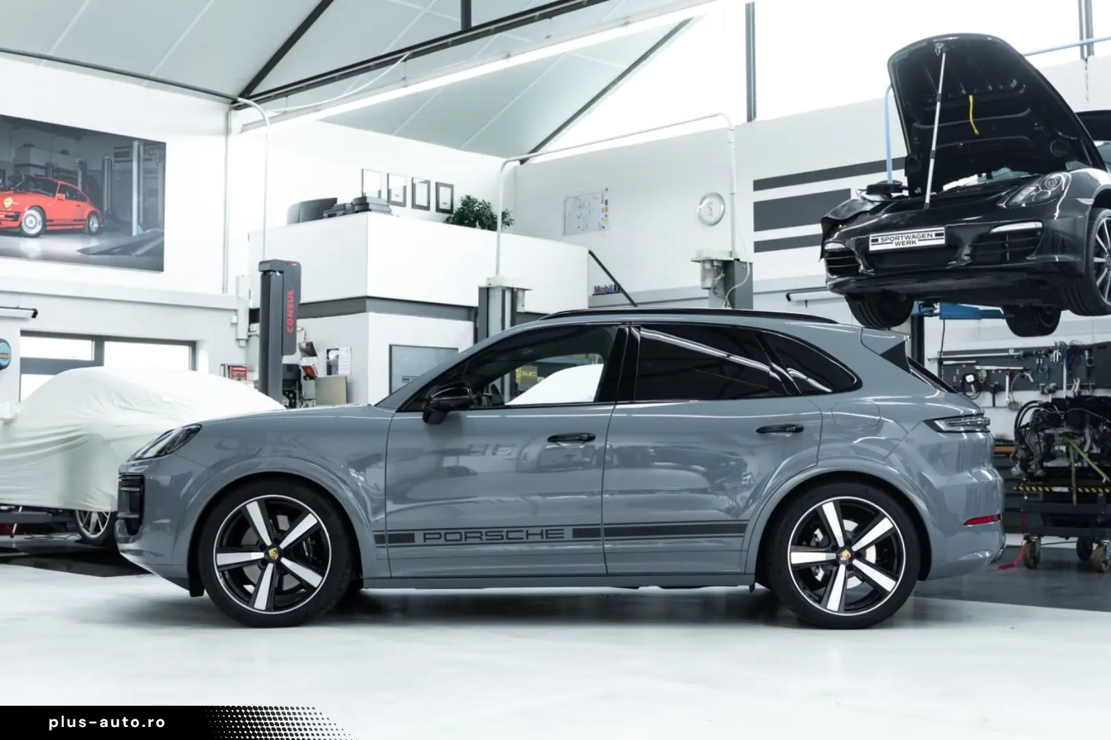 PORSCHE Cayenne E-Hybrid PDCC Bose HuD Matrix