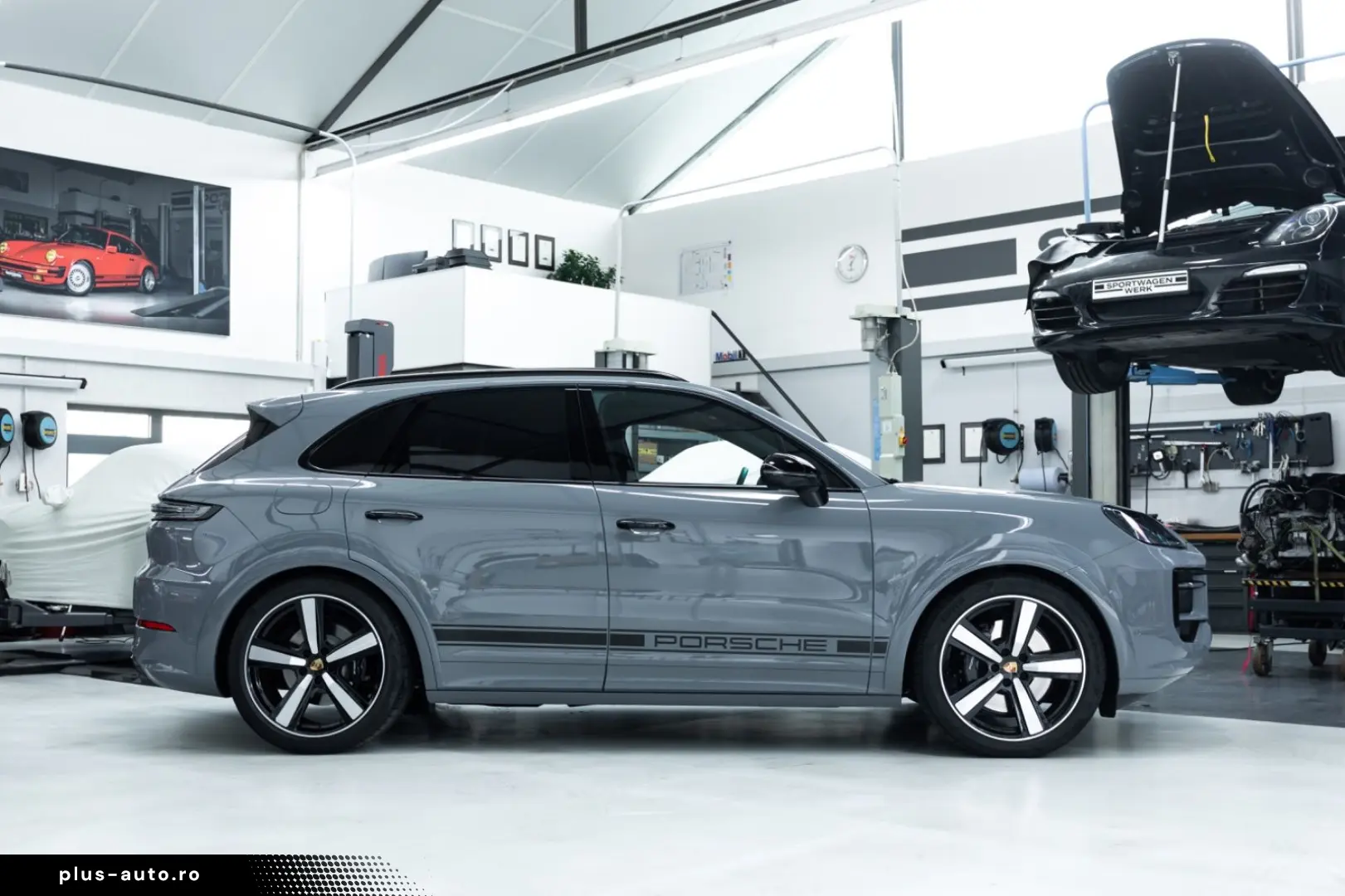 PORSCHE Cayenne E-Hybrid PDCC Bose HuD Matrix