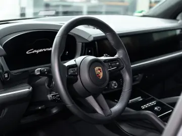 PORSCHE Cayenne E-Hybrid PDCC Bose HuD Matrix