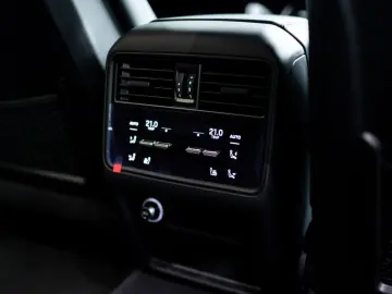 PORSCHE Cayenne E-Hybrid PDCC Bose HuD Matrix
