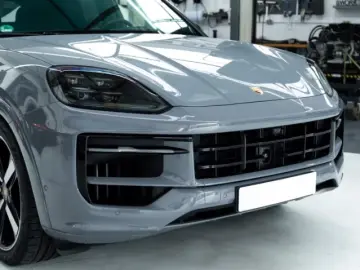PORSCHE Cayenne E-Hybrid PDCC Bose HuD Matrix