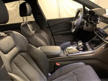AUDI Q7 55 quattro competition Memory ACC Laser 22
