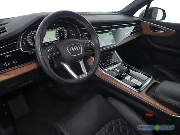 AUDI Q7 55 TFSI e S Line Leder Pano Sitzbel Kameras