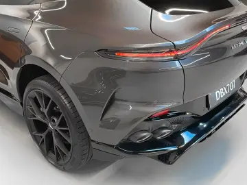 Aston Martin DBX 707 NEW INFOTAINMENT