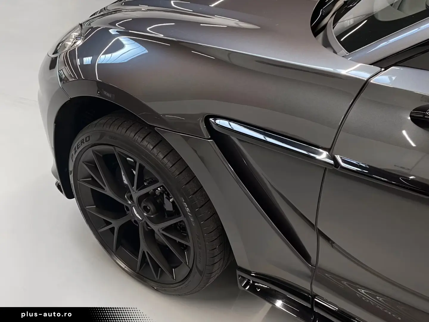 Aston Martin DBX 707 NEW INFOTAINMENT