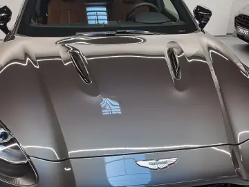 Aston Martin DBX 707 NEW INFOTAINMENT