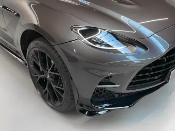 Aston Martin DBX 707 NEW INFOTAINMENT