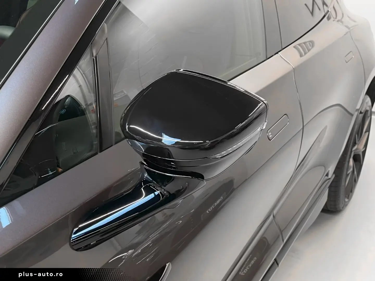 Aston Martin DBX 707 NEW INFOTAINMENT