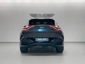 Aston Martin DBX 707 NEW INFOTAINMENT