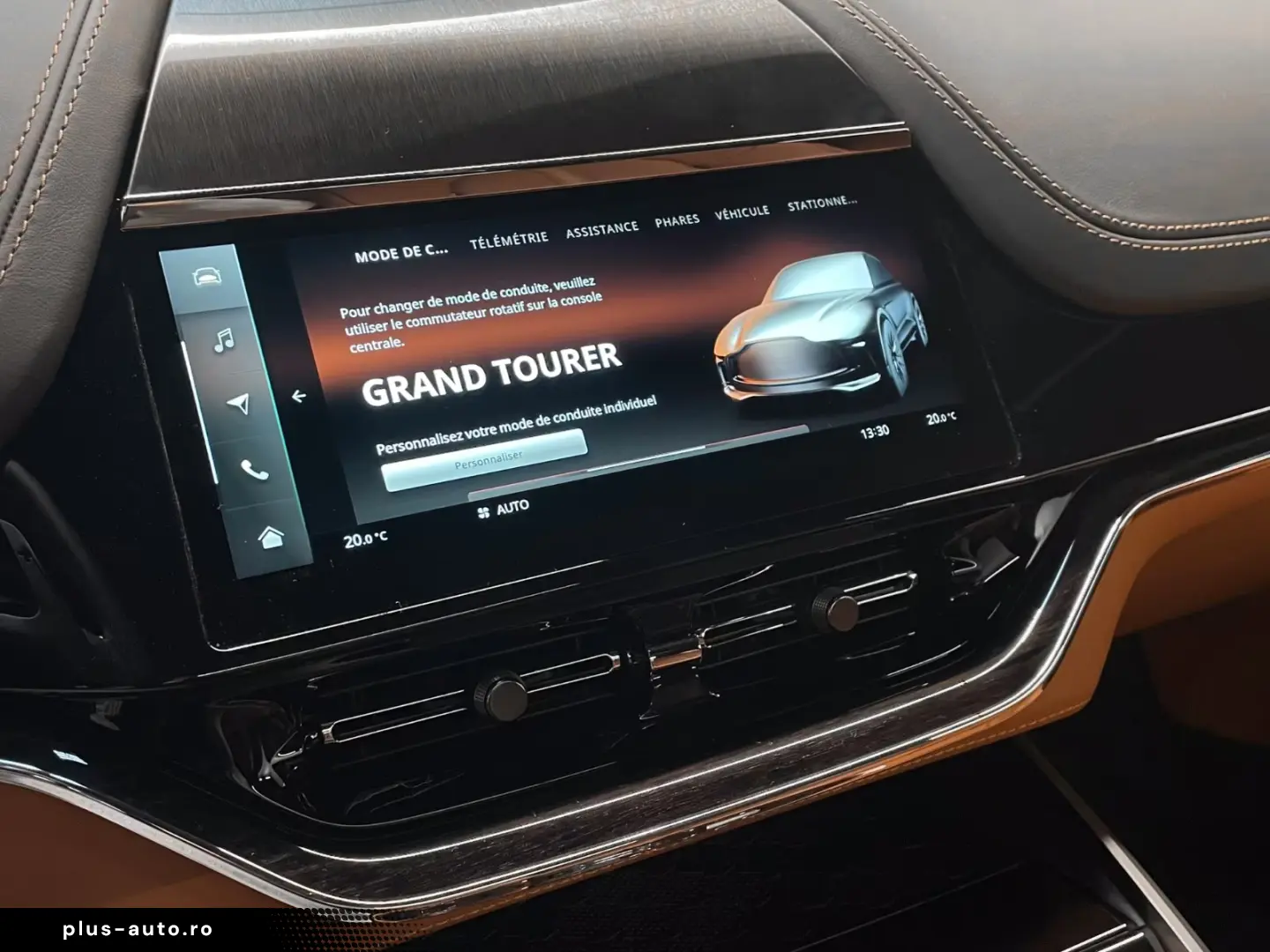 Aston Martin DBX 707 NEW INFOTAINMENT
