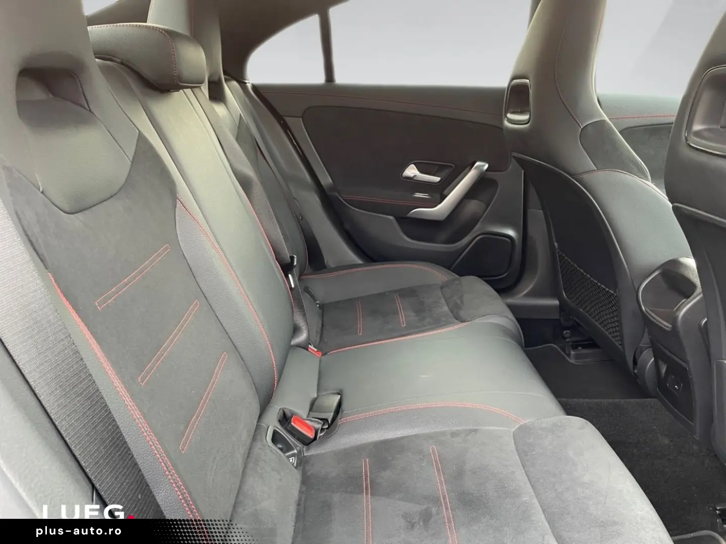 MERCEDES-BENZ CLA 200 d AMG LED INFOTAINMENT NAVIGATION