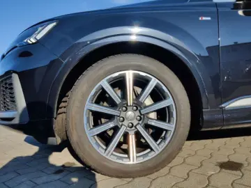 AUDI Q7 50 TDI quattro S line Luftfederung STHZ Navi