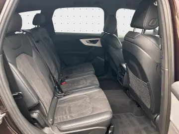 AUDI Q7 50 TDI qu S line tip Air Matrix Virtual Navi