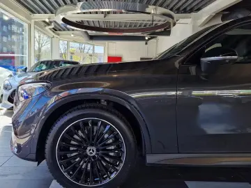 Mercedes-Benz GLC 300 Coupe 4M AMG Prem  Pano Night Burm HUD