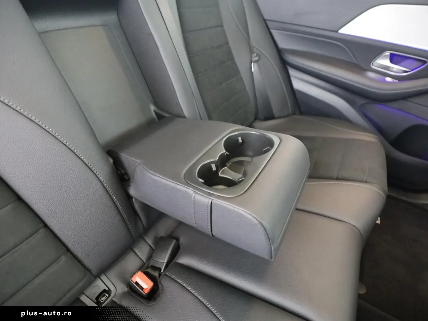 MERCEDES-BENZ GLE 350 d 4M AMG Night AHK