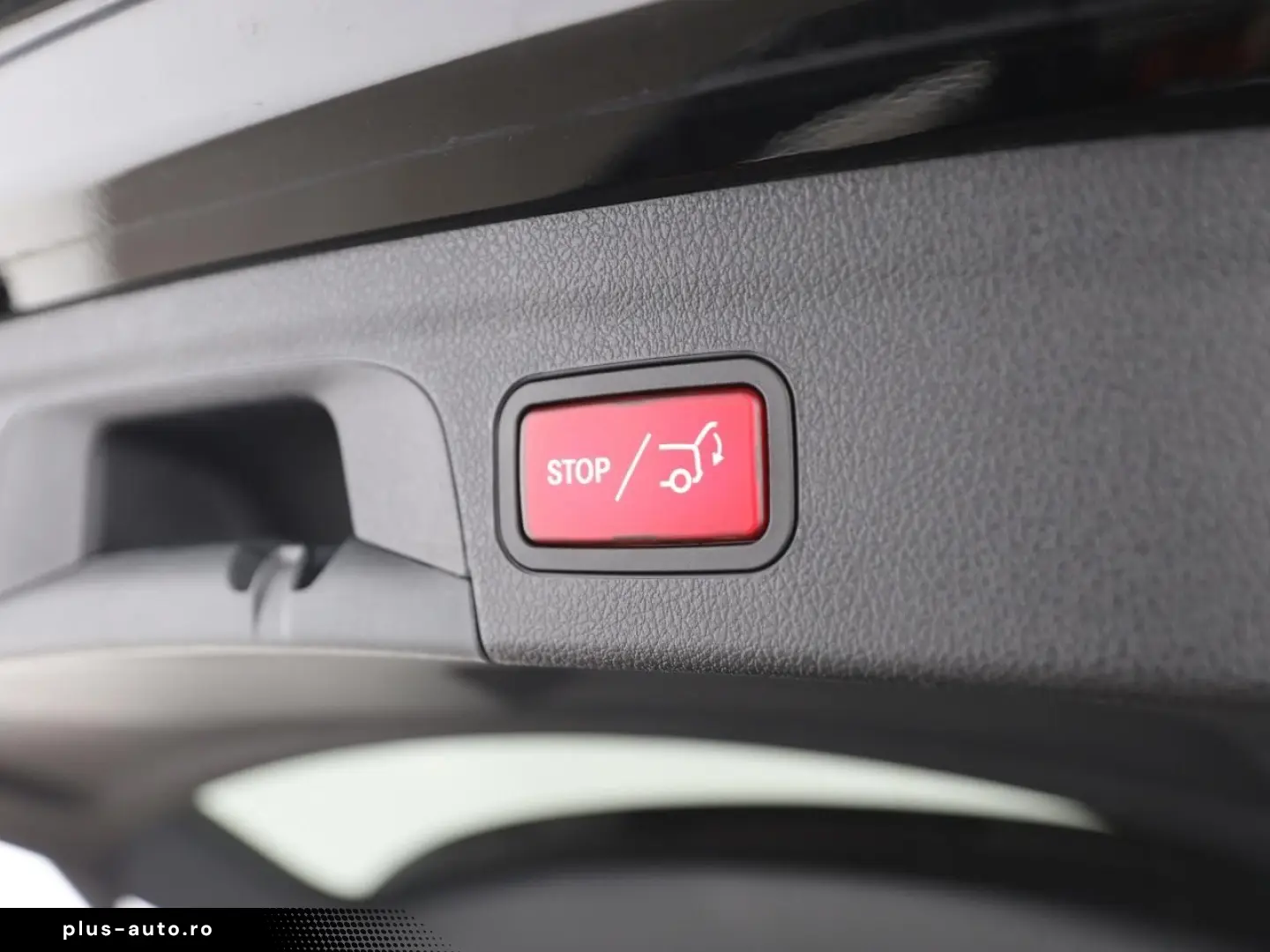 MERCEDES-BENZ GLE 350 d 4M AMG Night AHK