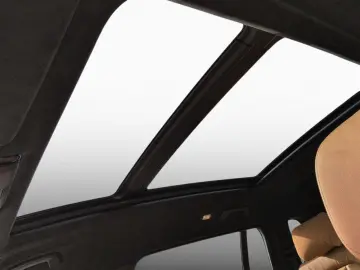 BMW X7 xDrive40i M SPORT DAPro 360  SKYLo