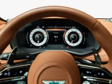 Aston Martin DBX 707 MY25