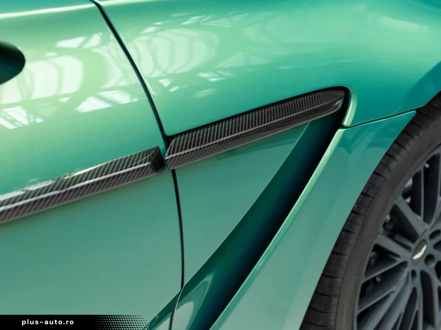 Aston Martin DBX 707 MY25