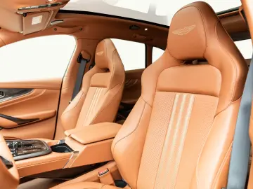 Aston Martin DBX 707 MY25