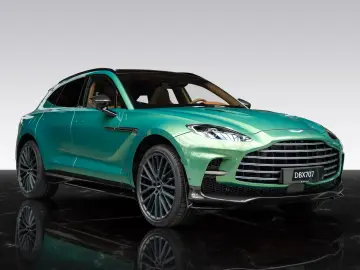 Aston Martin DBX 707 MY25