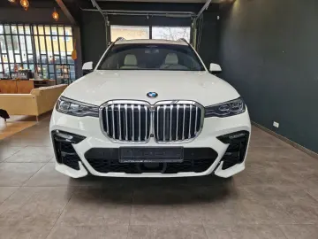 BMW X7 xDrive30d M Sport 7-Sitzer Pano Head Up