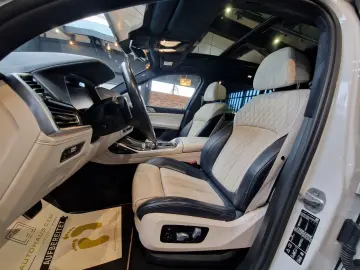 BMW X7 xDrive30d M Sport 7-Sitzer Pano Head Up