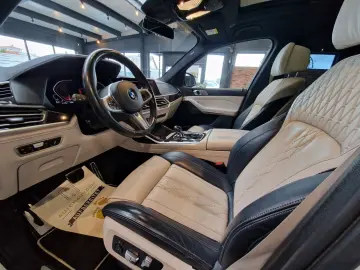 BMW X7 xDrive30d M Sport 7-Sitzer Pano Head Up