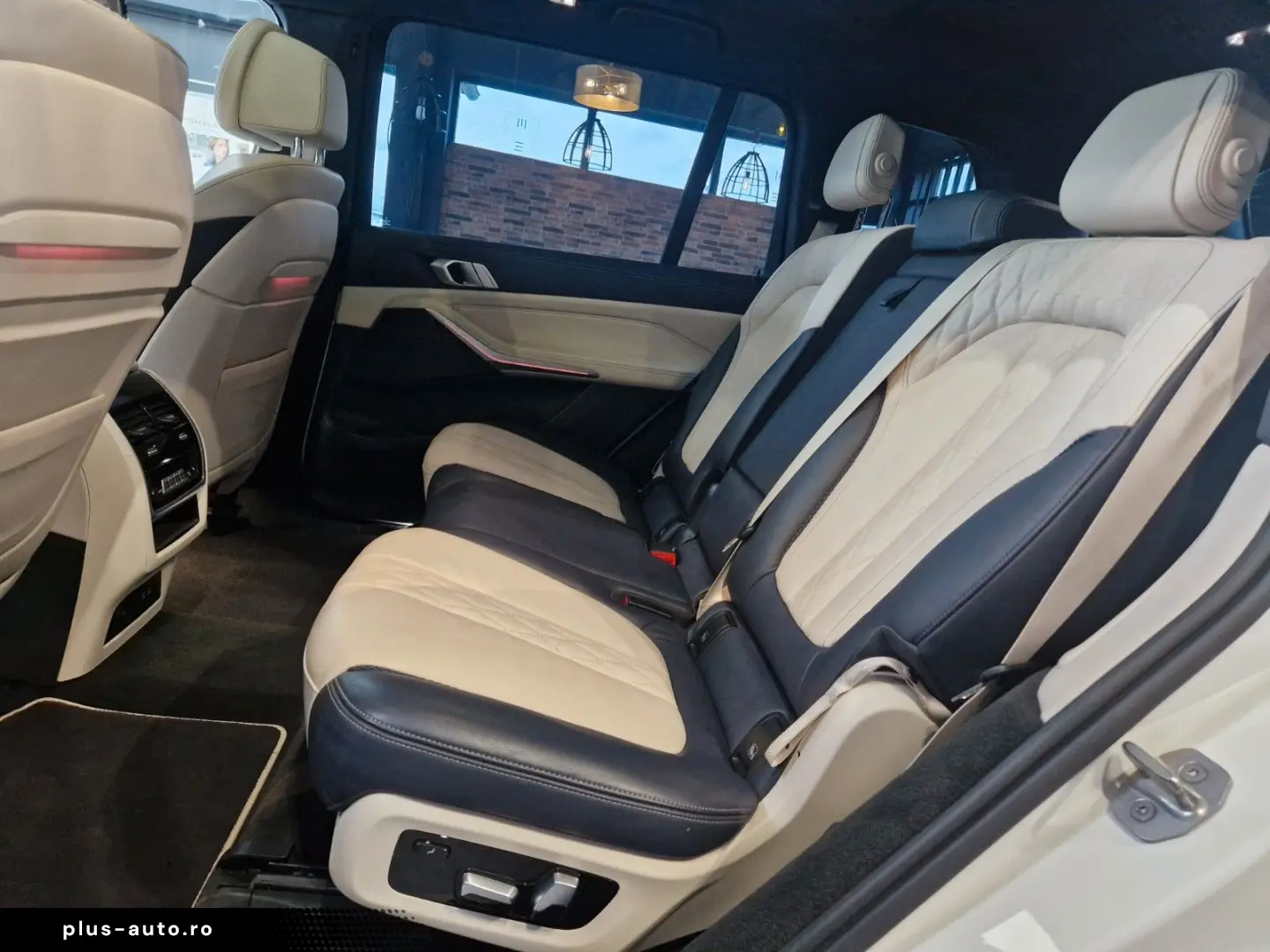 BMW X7 xDrive30d M Sport 7-Sitzer Pano Head Up