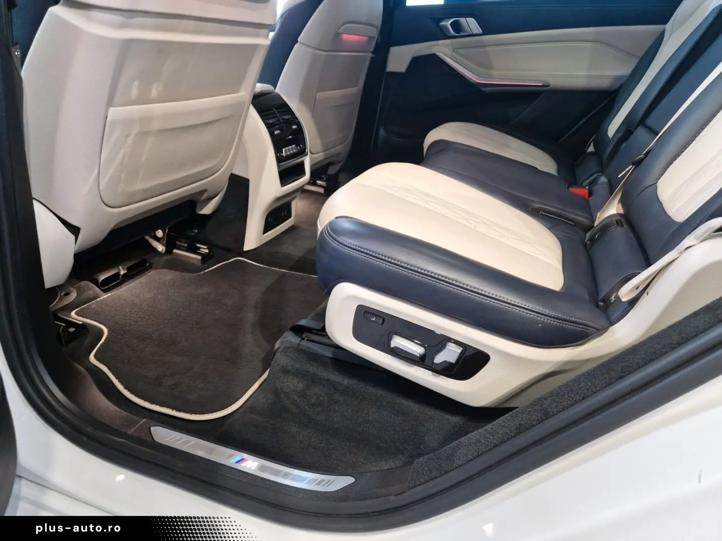 BMW X7 xDrive30d M Sport 7-Sitzer Pano Head Up